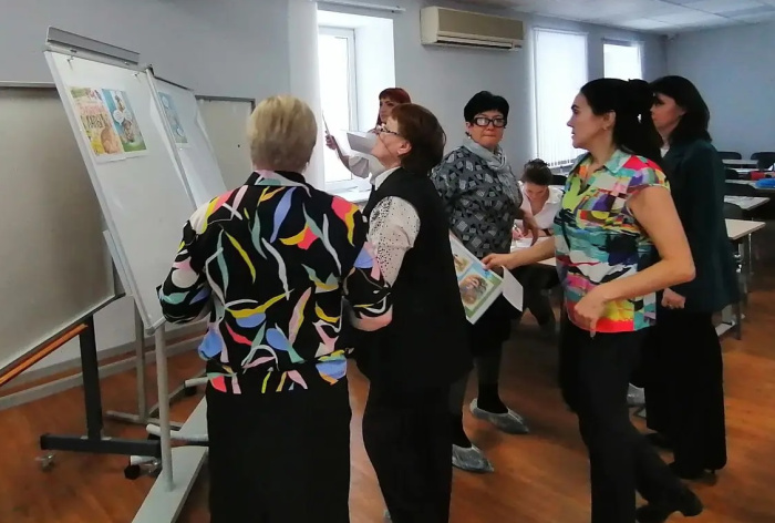 В Методической гостиной ИРО: от организации методработы до нейросетей