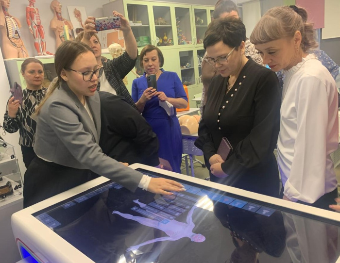 ИРО провел стажировку для управленцев и педагогов из Красноярского края